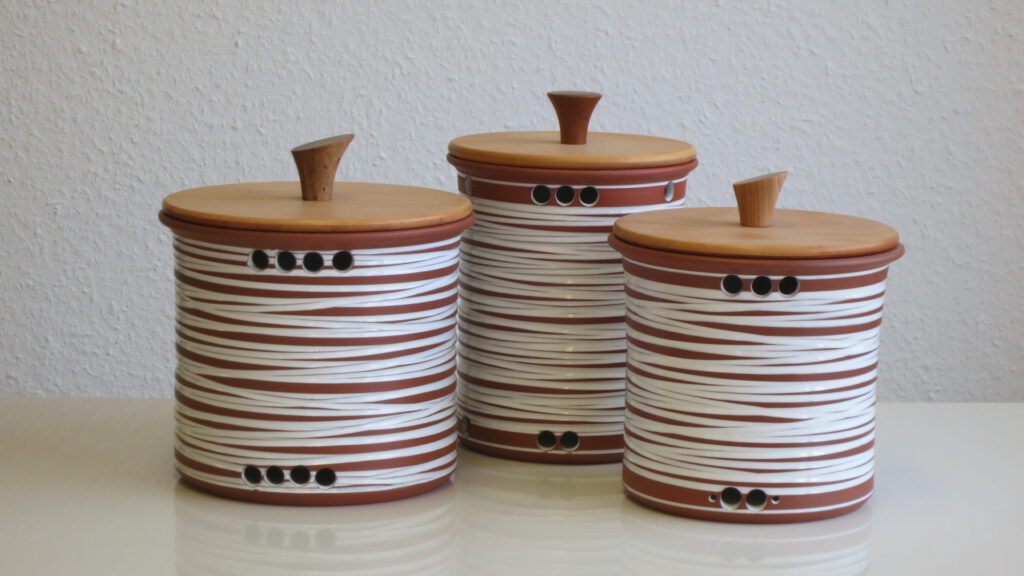 Nr. 14: Zwiebeltöpfe, 17-15-16cm, 65,-€ - 58,-€ - 58,-€